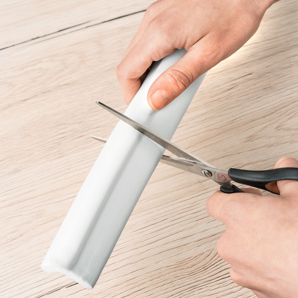 Reer-Kantenschutz-soft-zuschneidbar