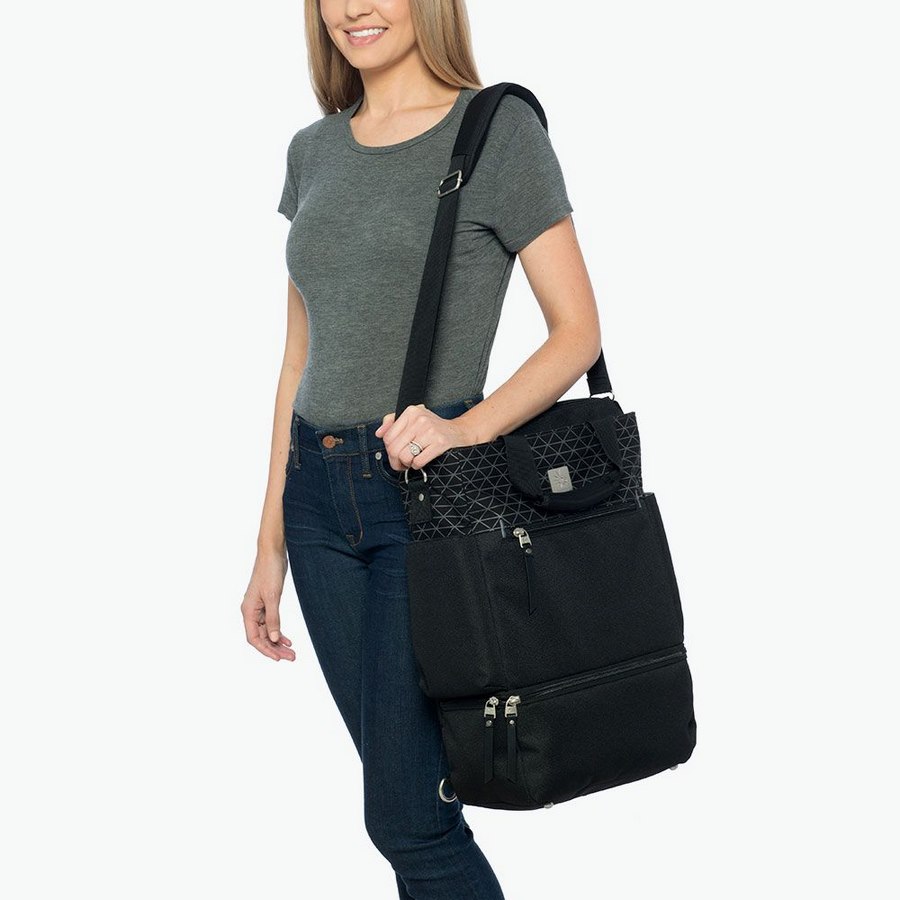 Ergobaby Wickelrucksack "Carry On" - Geo Black